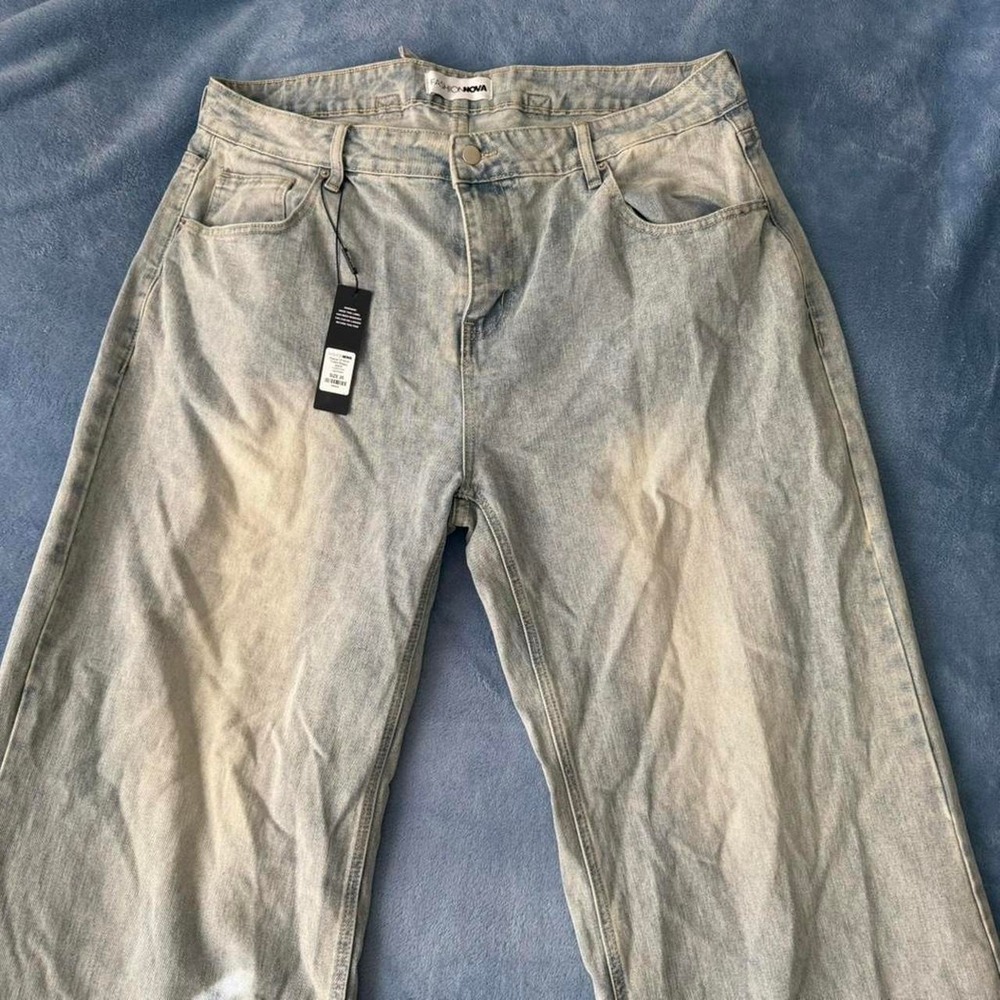 Fashion Nova blue jeans, Size 20